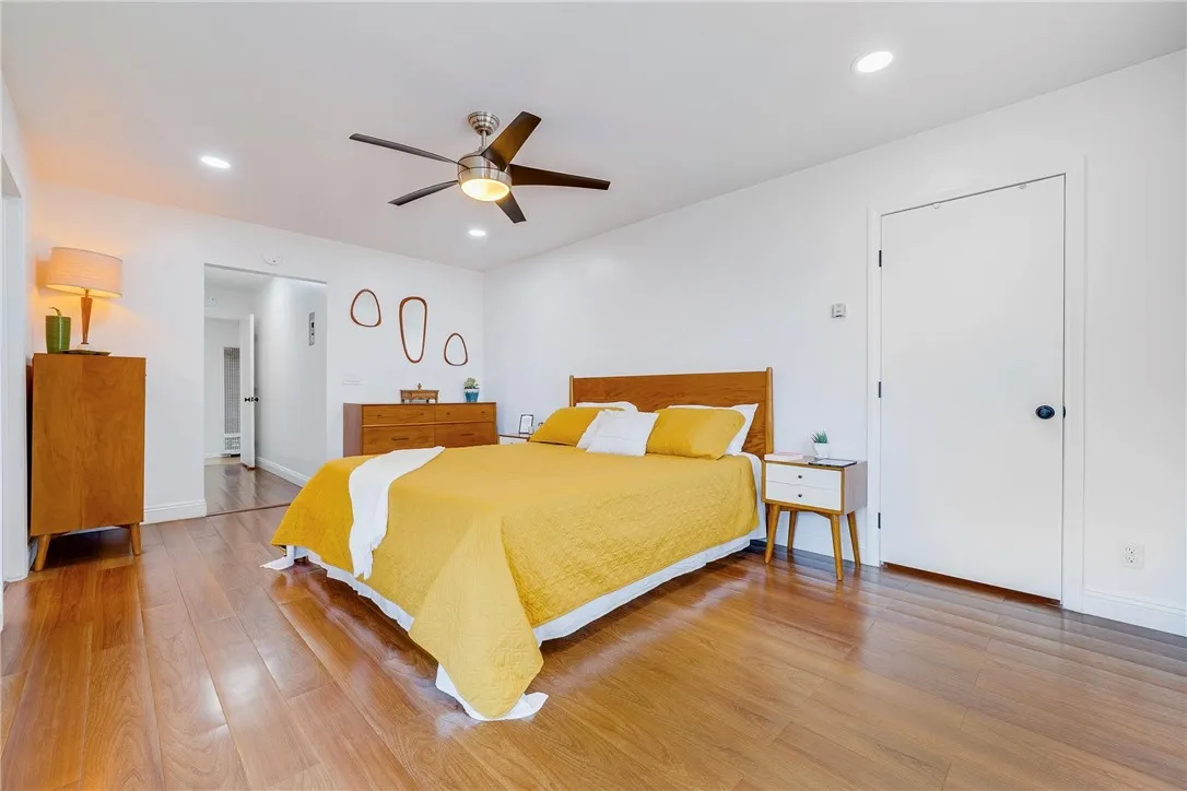 https://cdn.realtyfeed.com/cdn/127/306518585/ac95c276a8ab586db1d6783e9b6324b6.webp