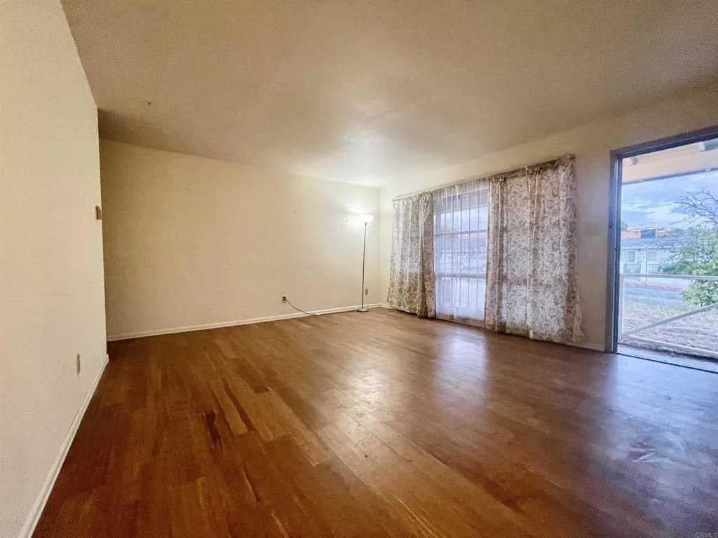 https://cdn.realtyfeed.com/cdn/127/306518656/3381a9d521d3755c3922b6d74800b5dd.webp