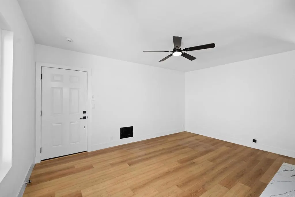Photo #11: PTP2506201 Listing: Photo #11