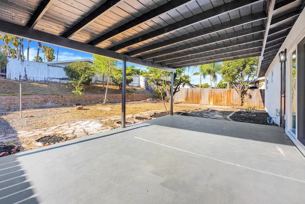 https://cdn.realtyfeed.com/cdn/127/306518674/4adccda29bec89fd79faced35d6d951b.webp