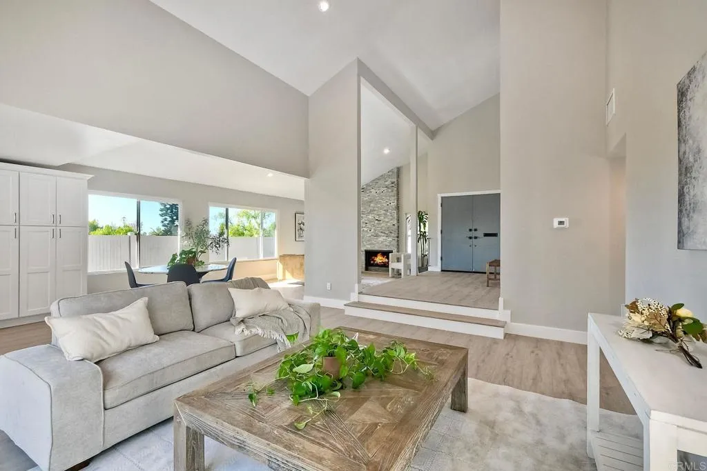https://cdn.realtyfeed.com/cdn/127/306518676/90354ea6206fa7e055817e4aa889ed25.webp