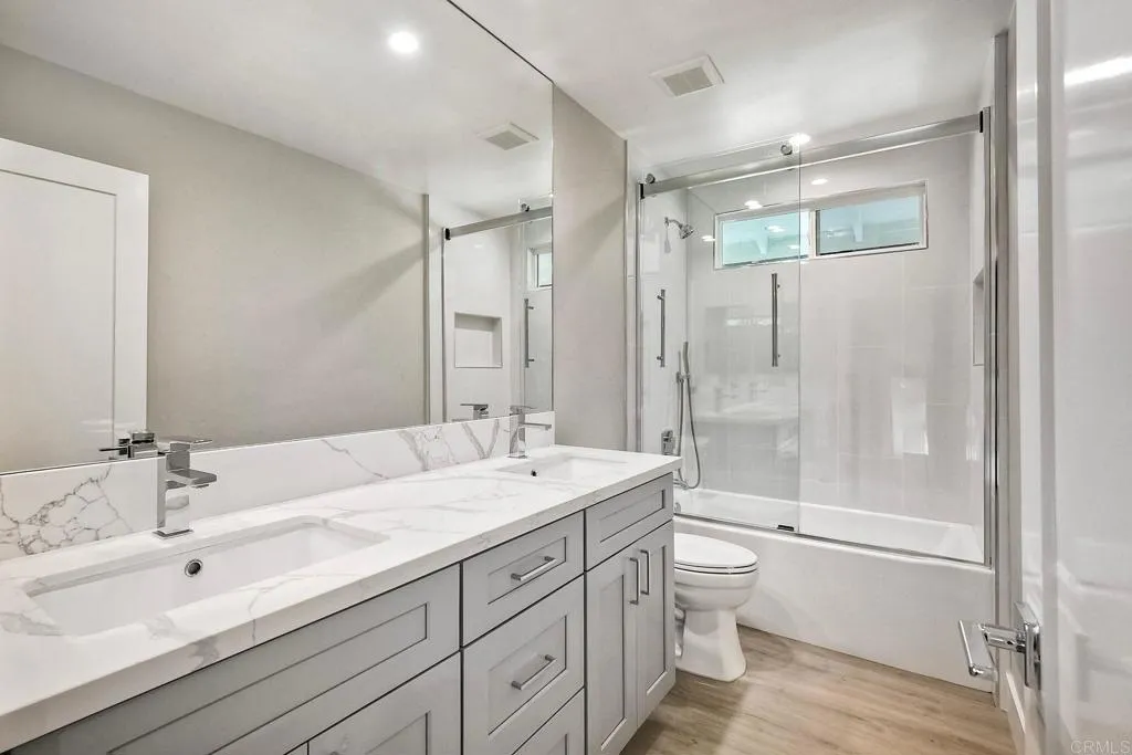 https://cdn.realtyfeed.com/cdn/127/306518676/cfb6d191dbdd285aaf5b9ace8e5eb32e.webp