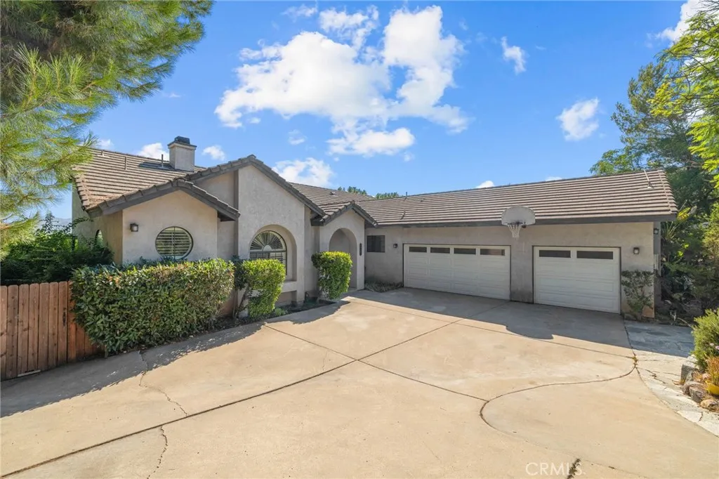 https://cdn.realtyfeed.com/cdn/127/306518678/3d7368ea767722e7adf3c857562c01ea.webp