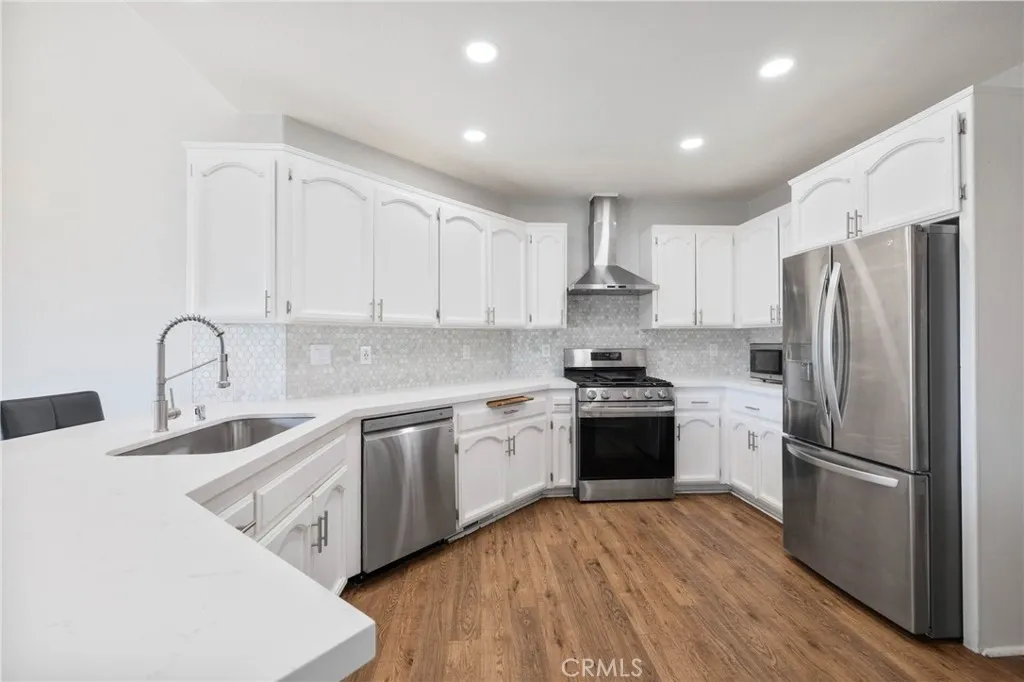 https://cdn.realtyfeed.com/cdn/127/306518678/522b157a78f036fac33bffba6f49b578.webp