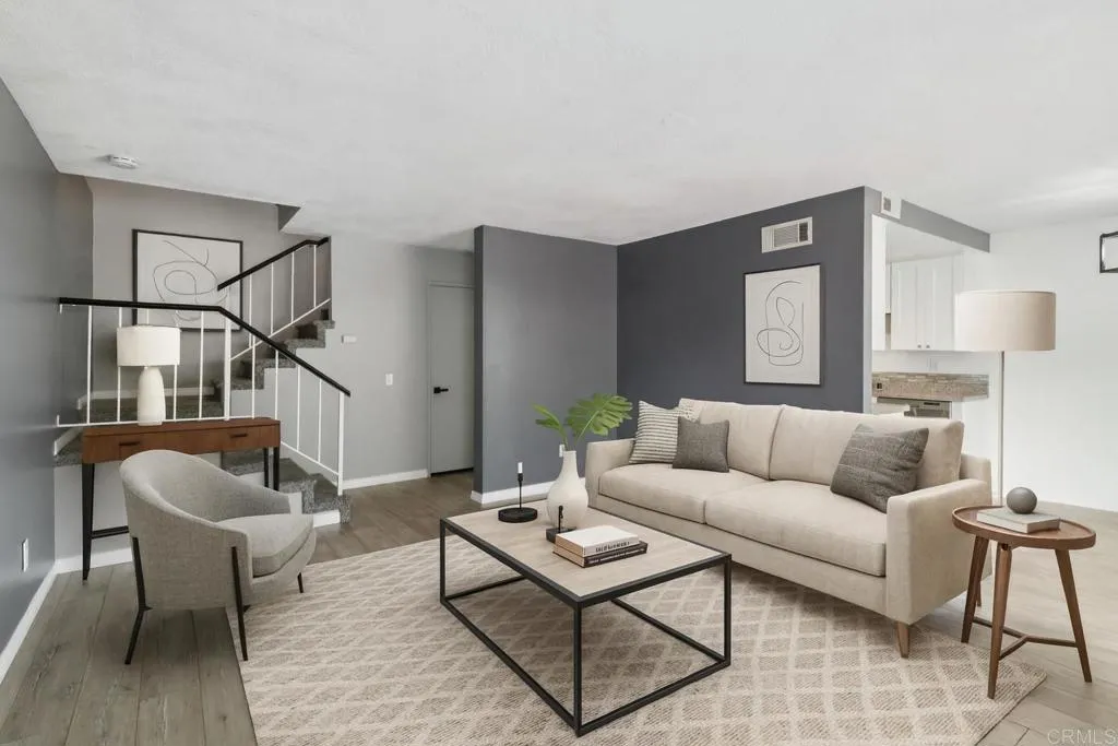 Photo #3: NDP2508011 Listing 