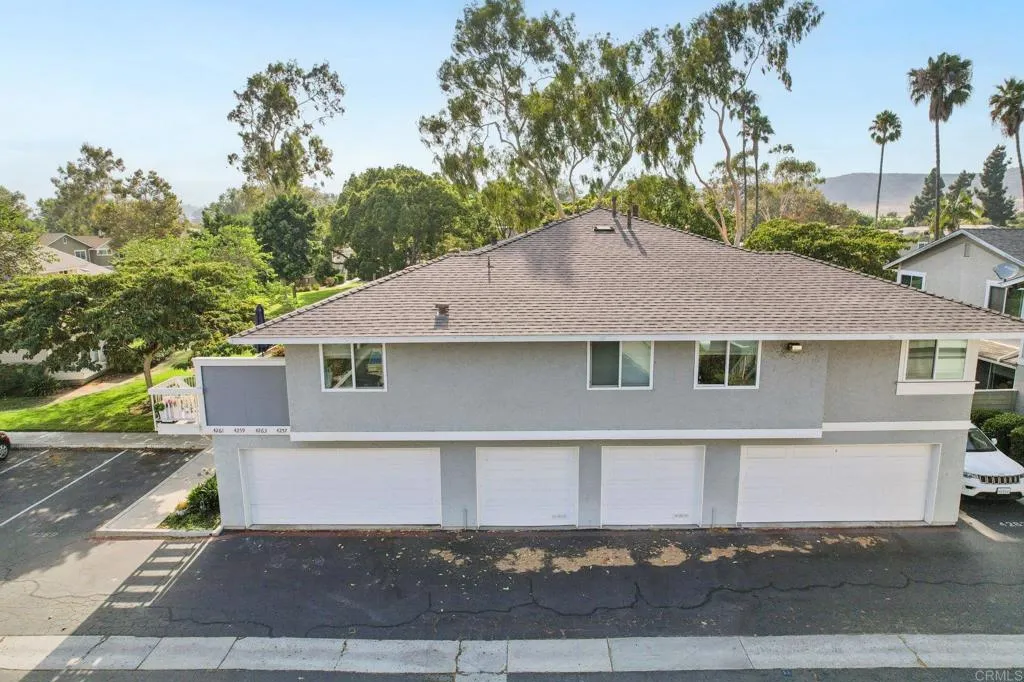 https://cdn.realtyfeed.com/cdn/127/306518712/90afc32a6a4cc16c43650fa7db293528.webp
