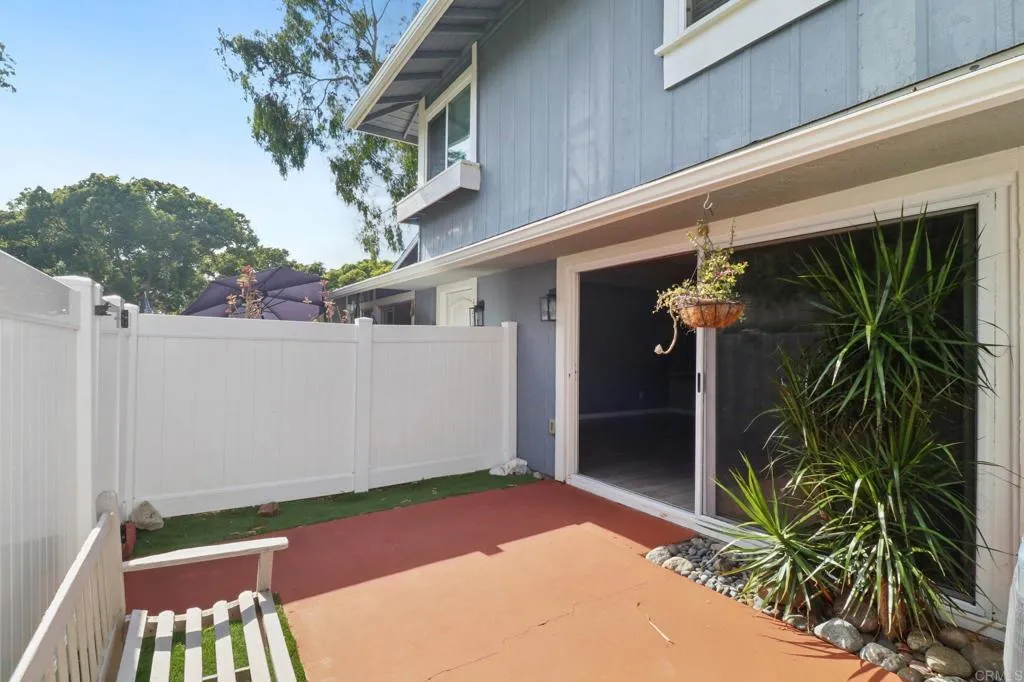 https://cdn.realtyfeed.com/cdn/127/306518712/a7e8182c8c0a12acaa14ba587d691880.webp