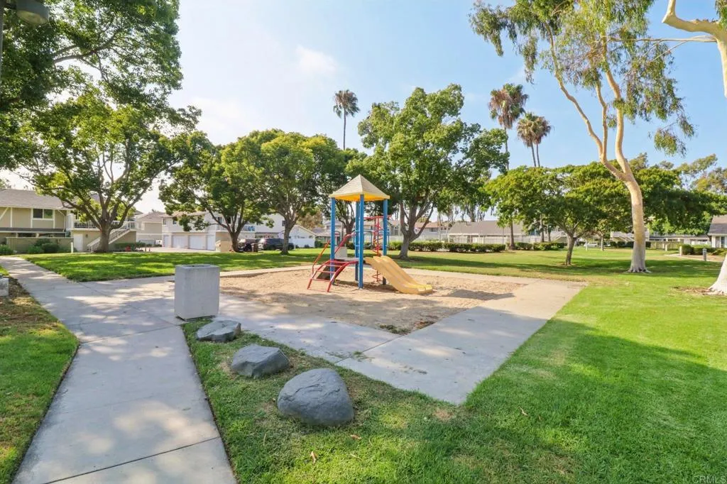 https://cdn.realtyfeed.com/cdn/127/306518712/c78c7be6b3d04a560fb507bd54afe477.webp
