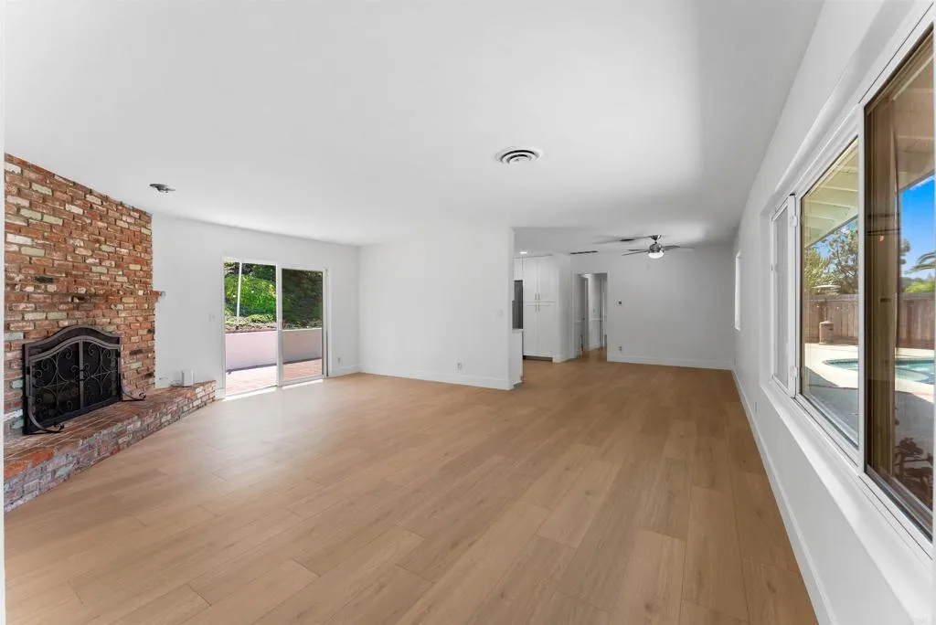 https://cdn.realtyfeed.com/cdn/127/306518713/6a752270a86f3790e7a95995718c56ae.webp