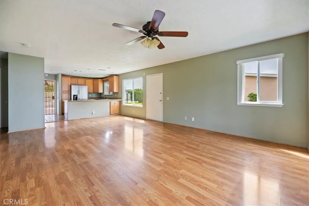 Photo #9: PW25182559 Listing: Photo #9
