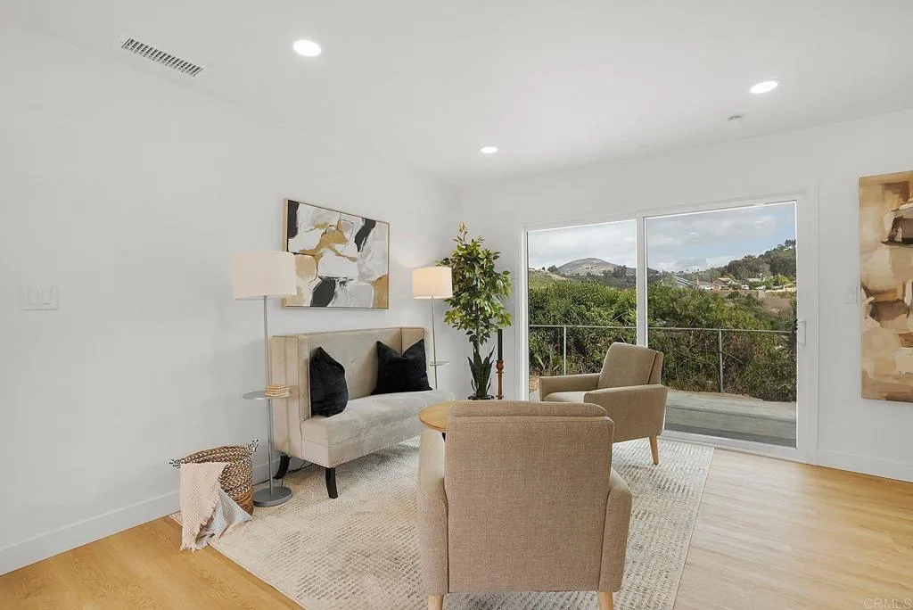 https://cdn.realtyfeed.com/cdn/127/306518738/018fe2faa6151fcbf3e0990f9c6ad5fa.webp