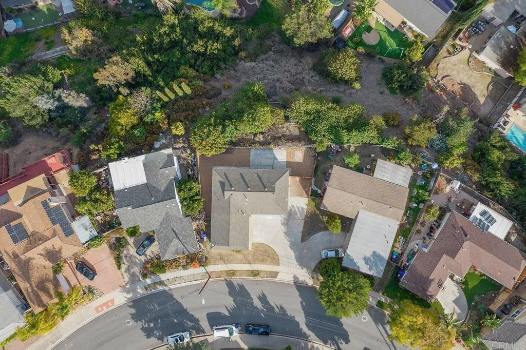https://cdn.realtyfeed.com/cdn/127/306518738/58f142a87340f65198e2a7185858b77a.webp