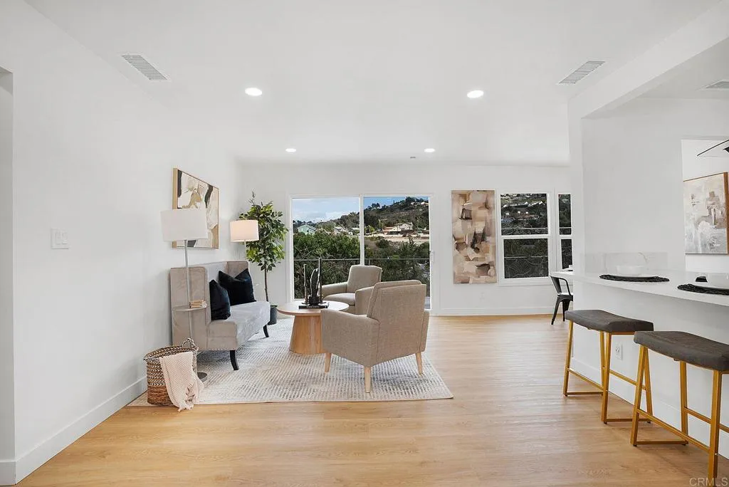 https://cdn.realtyfeed.com/cdn/127/306518738/7553a8110e6f95e7791fabb27da2fecf.webp