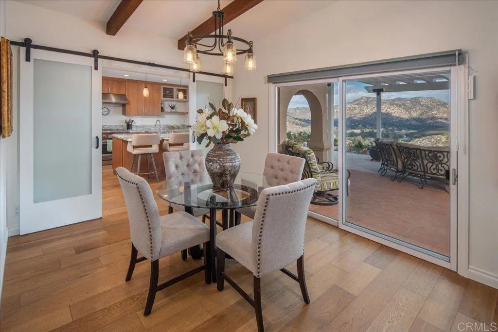 https://cdn.realtyfeed.com/cdn/127/306518749/329a2e2cf499bd61396a4d4ee88cee84.webp