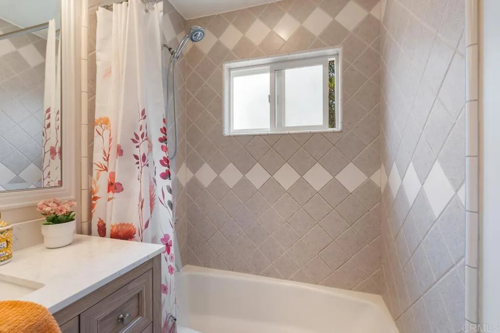 https://cdn.realtyfeed.com/cdn/127/306518750/0f59ef7b4aae44358e3a5d1d8c4da357.webp
