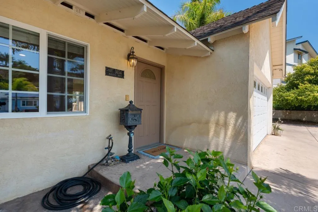 https://cdn.realtyfeed.com/cdn/127/306518750/b886365c63cde0bd813fb7fafc1107f7.webp