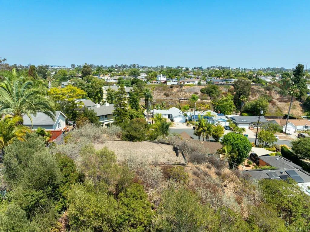 https://cdn.realtyfeed.com/cdn/127/306518750/d927bfb11530330e4fc193eb8732654a.webp