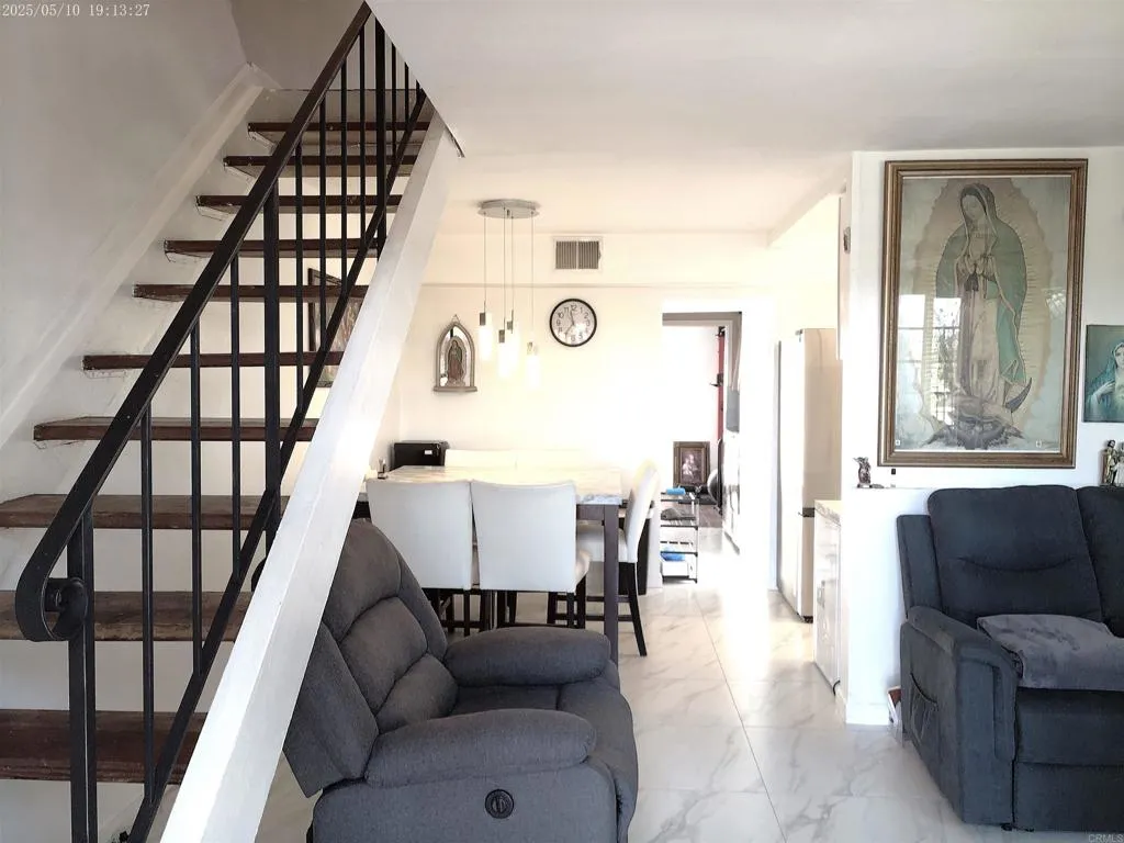 https://cdn.realtyfeed.com/cdn/127/306518778/4355c076a92fb74b0de9069cd5e051e7.webp