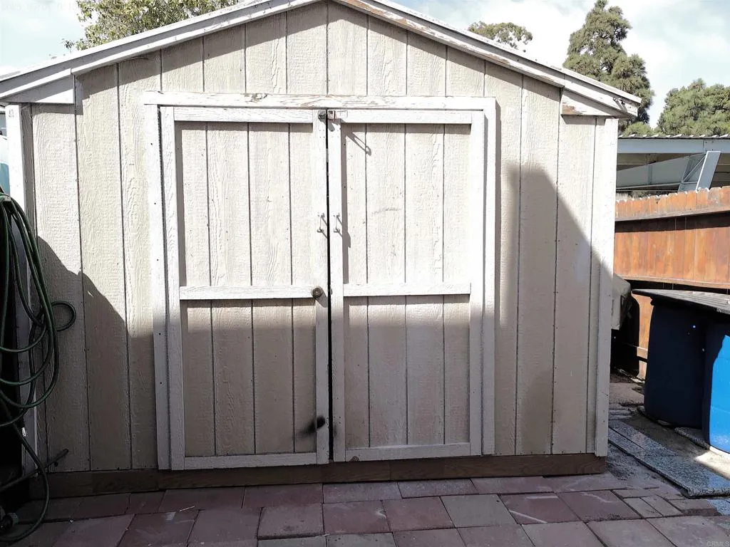 https://cdn.realtyfeed.com/cdn/127/306518778/cf991305c06bbcf9e7e82b2ce5a4642c.webp