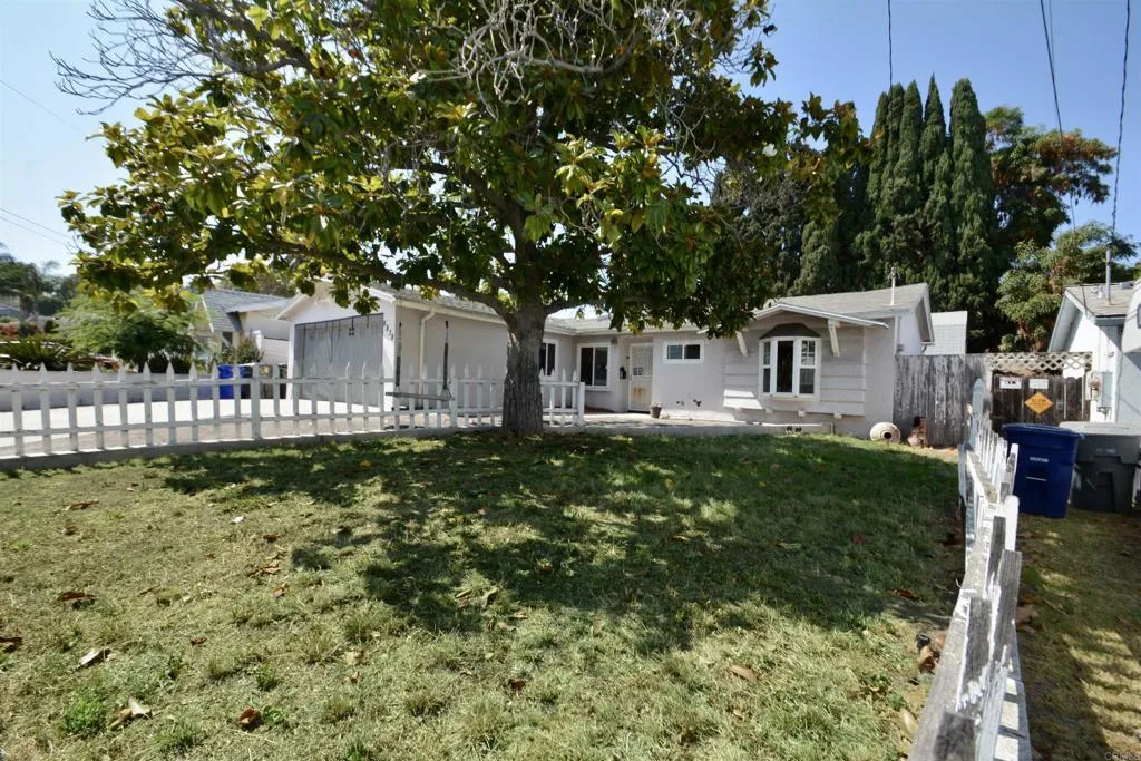 https://cdn.realtyfeed.com/cdn/127/306518786/4d498c8e718f51755c2611cac139b48b.webp