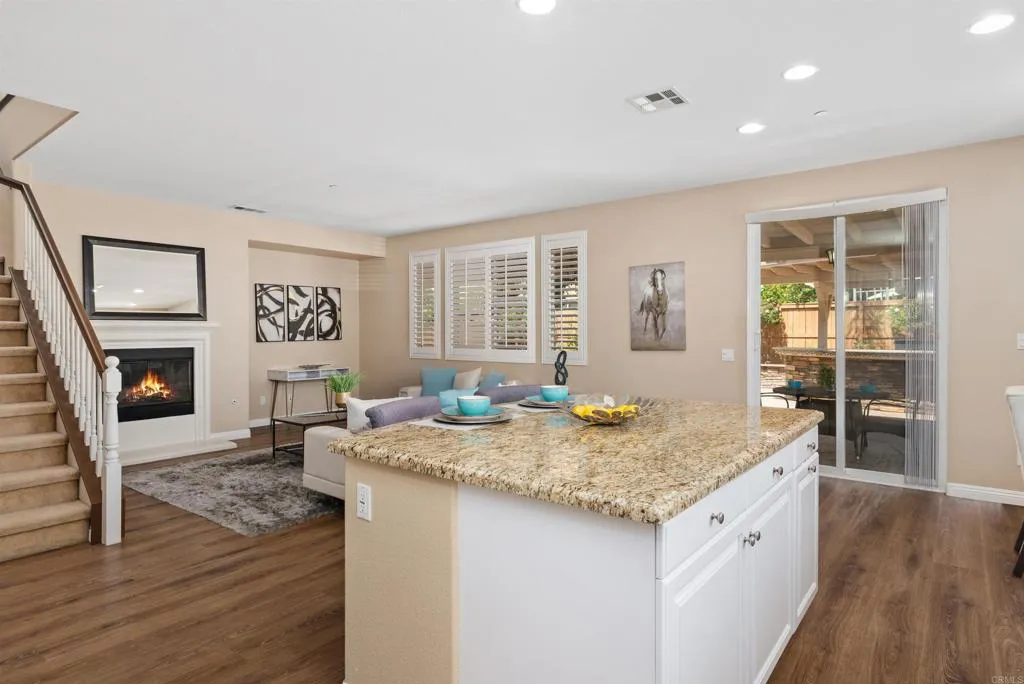 https://cdn.realtyfeed.com/cdn/127/306518793/3d0b6acb5de13c2fd8c937f3614dbc4f.webp
