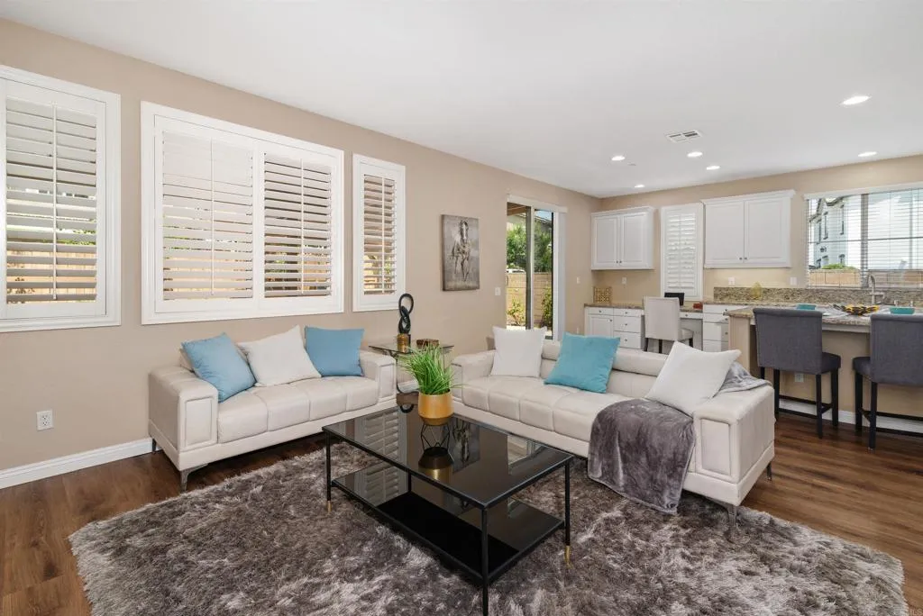 https://cdn.realtyfeed.com/cdn/127/306518793/604a9e0aa6393c673054172dee3f0509.webp