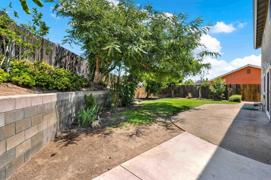 https://cdn.realtyfeed.com/cdn/127/306518806/b97e68d8e053c1ec15a67c7bd0aac328.webp