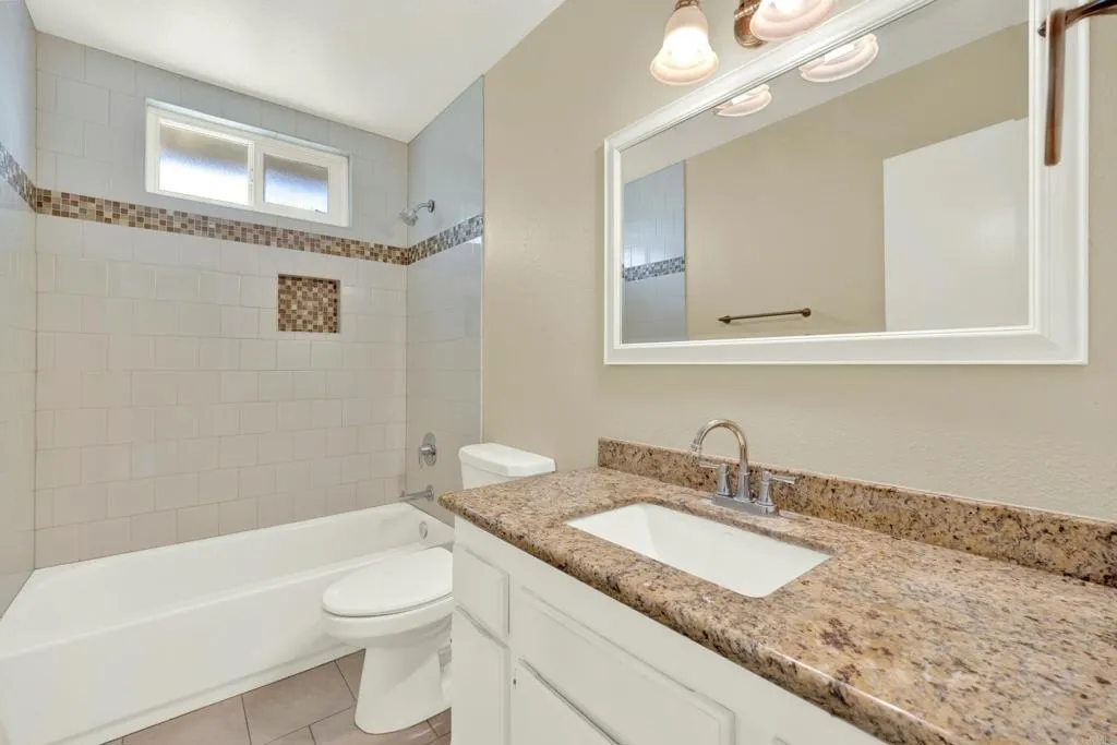 https://cdn.realtyfeed.com/cdn/127/306518806/ca371915896d40af35e27f3637f8f65a.webp