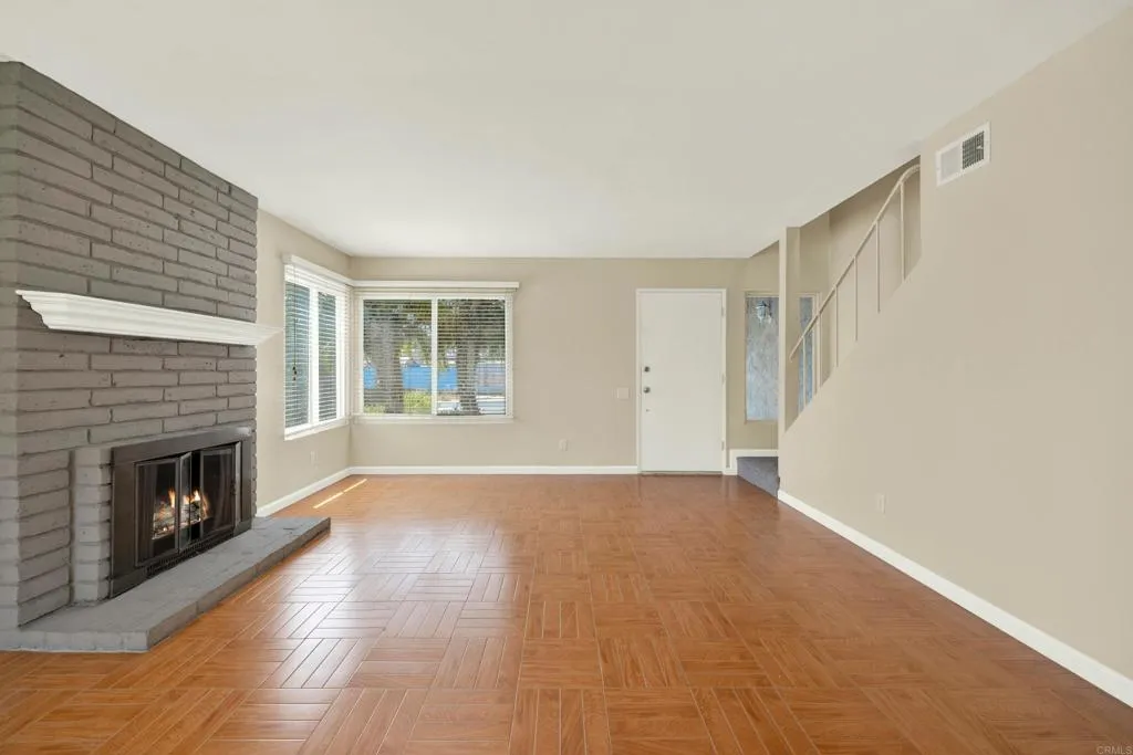 https://cdn.realtyfeed.com/cdn/127/306518806/fa887ed10784d3841a8823af2493f3f3.webp