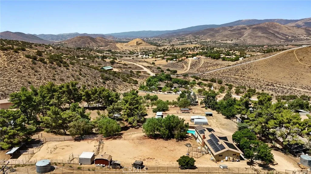 Agua Dulce, CA 91390