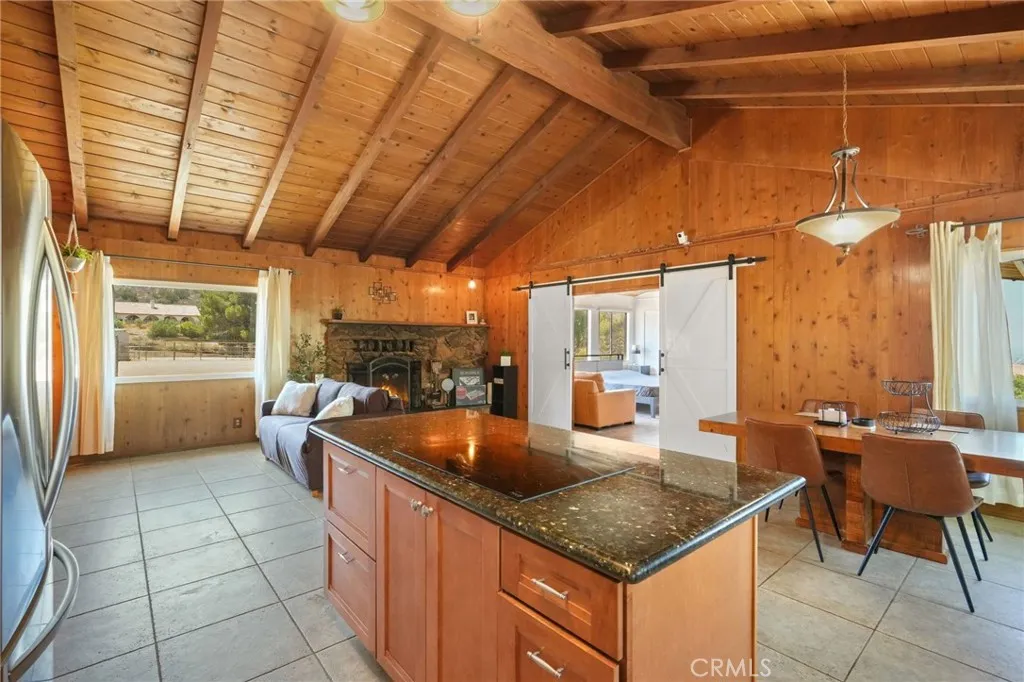 35315 Glenwall Street, Agua Dulce, CA 91390 - Photo 5 of 41, Agua Dulce, CA