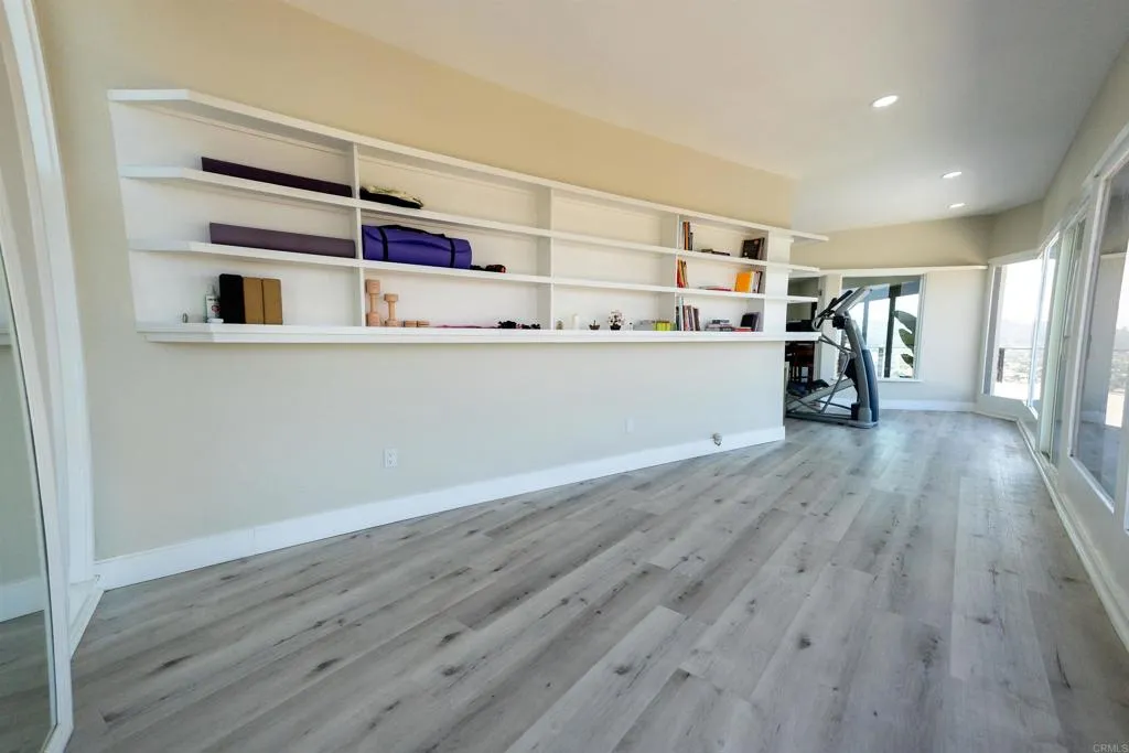https://cdn.realtyfeed.com/cdn/127/306518845/c1086ad7d340f0c0018ace177912a993.webp