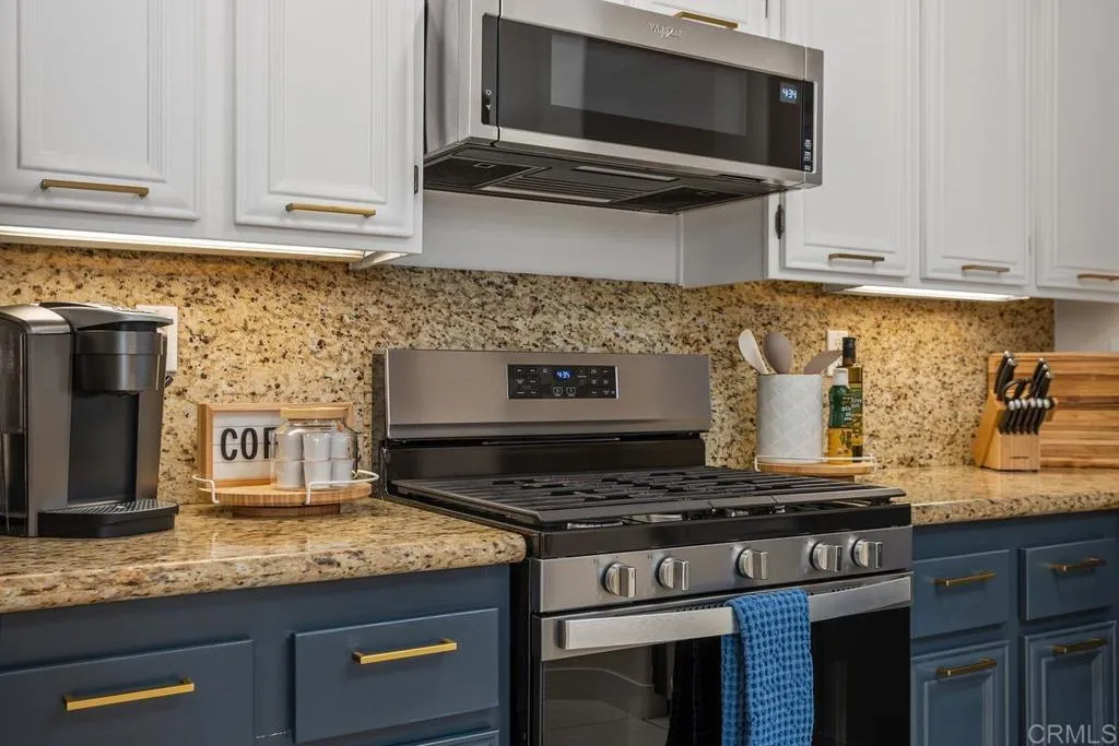 https://cdn.realtyfeed.com/cdn/127/306518846/05938468bdd64af9bfed39e5f046ae6d.webp