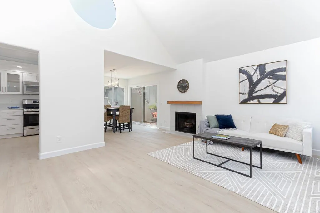 https://cdn.realtyfeed.com/cdn/127/306518857/7d1055d027dcee928fd73eeacd773433.webp