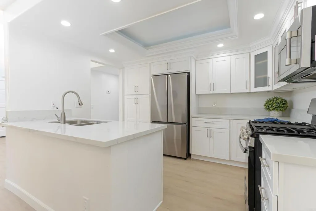 https://cdn.realtyfeed.com/cdn/127/306518857/a51f2c353df0b4e0b3534f32709ef809.webp