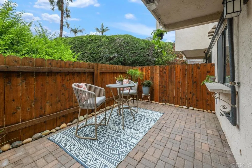 https://cdn.realtyfeed.com/cdn/127/306518863/e8169cc7b0bc68ada54ca5c3c365c224.webp
