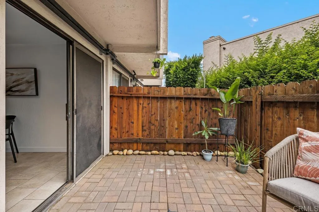 https://cdn.realtyfeed.com/cdn/127/306518863/f9869c783f6bfa4c74b9c05a2ba000c2.webp