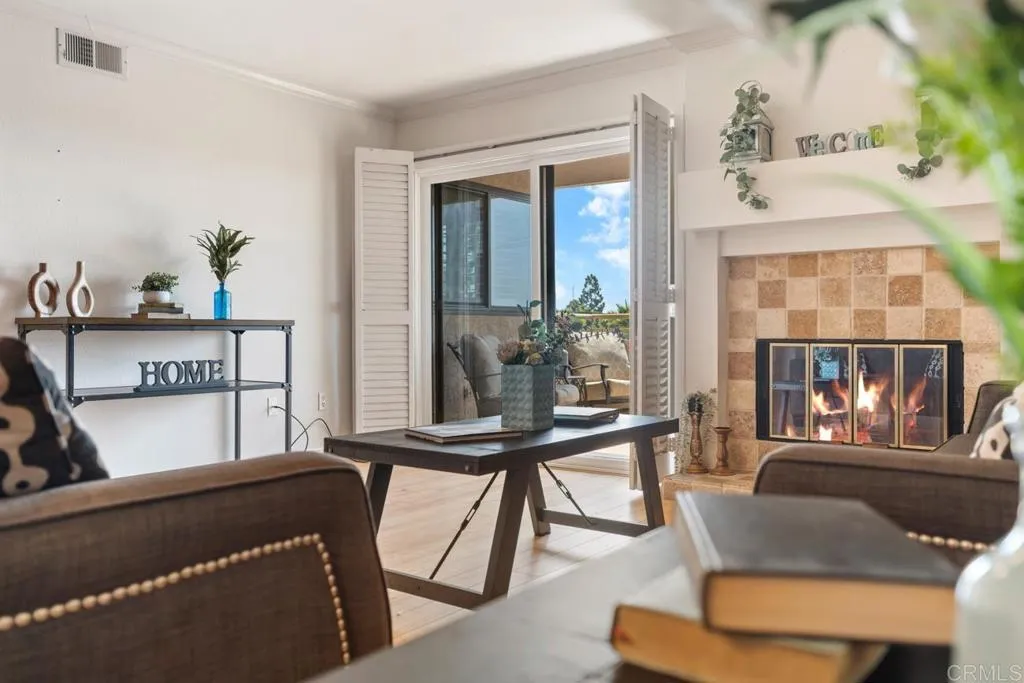 https://cdn.realtyfeed.com/cdn/127/306518885/208759ca53cd0c8087a83b4c17a41b95.webp