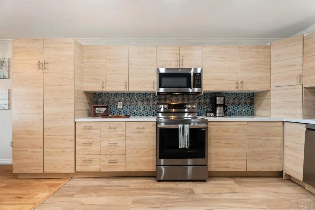 https://cdn.realtyfeed.com/cdn/127/306518885/3ef8397b3c1563144d85f595f62e604f.webp