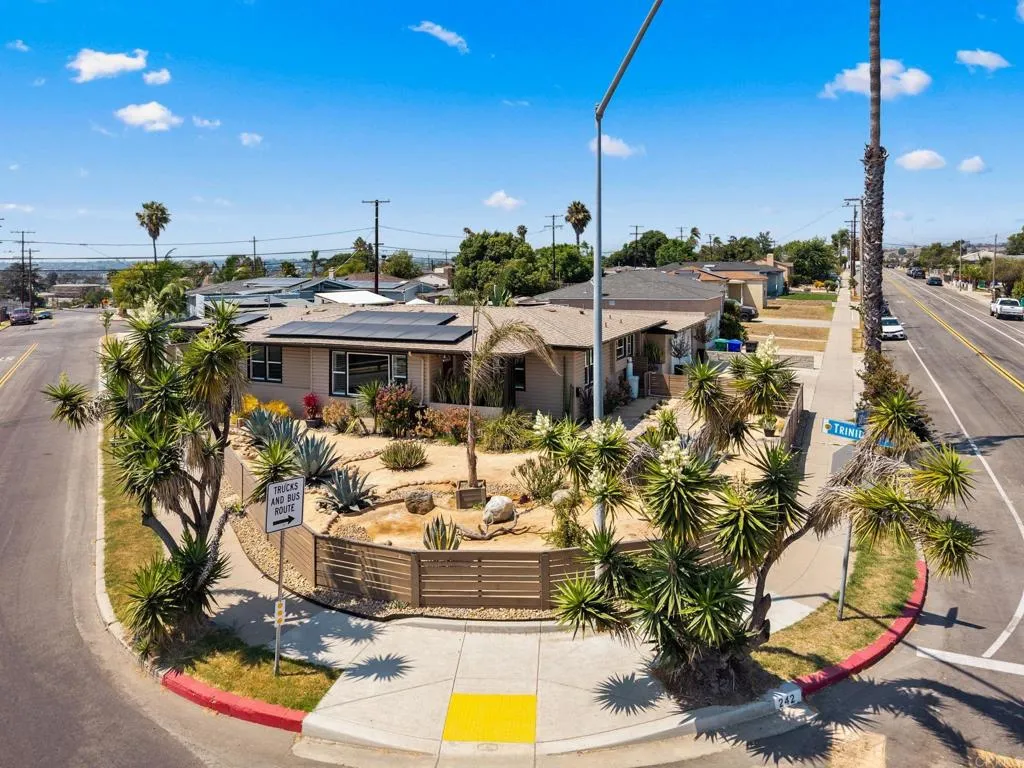 https://cdn.realtyfeed.com/cdn/127/306518898/5281e58807c3d03d96280154caf258dd.webp
