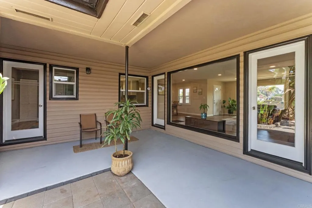 https://cdn.realtyfeed.com/cdn/127/306518898/7a29316695b8fbc40fb3f1720299ef88.webp