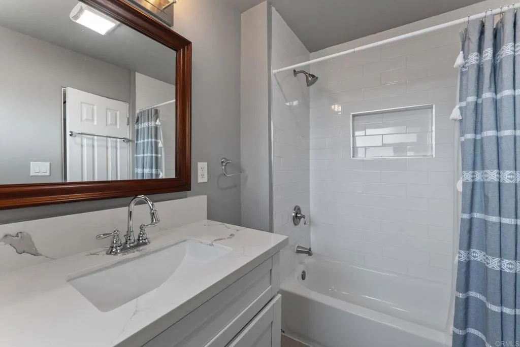 https://cdn.realtyfeed.com/cdn/127/306518898/f5824d7042f4a3014200f581a3c738f9.webp