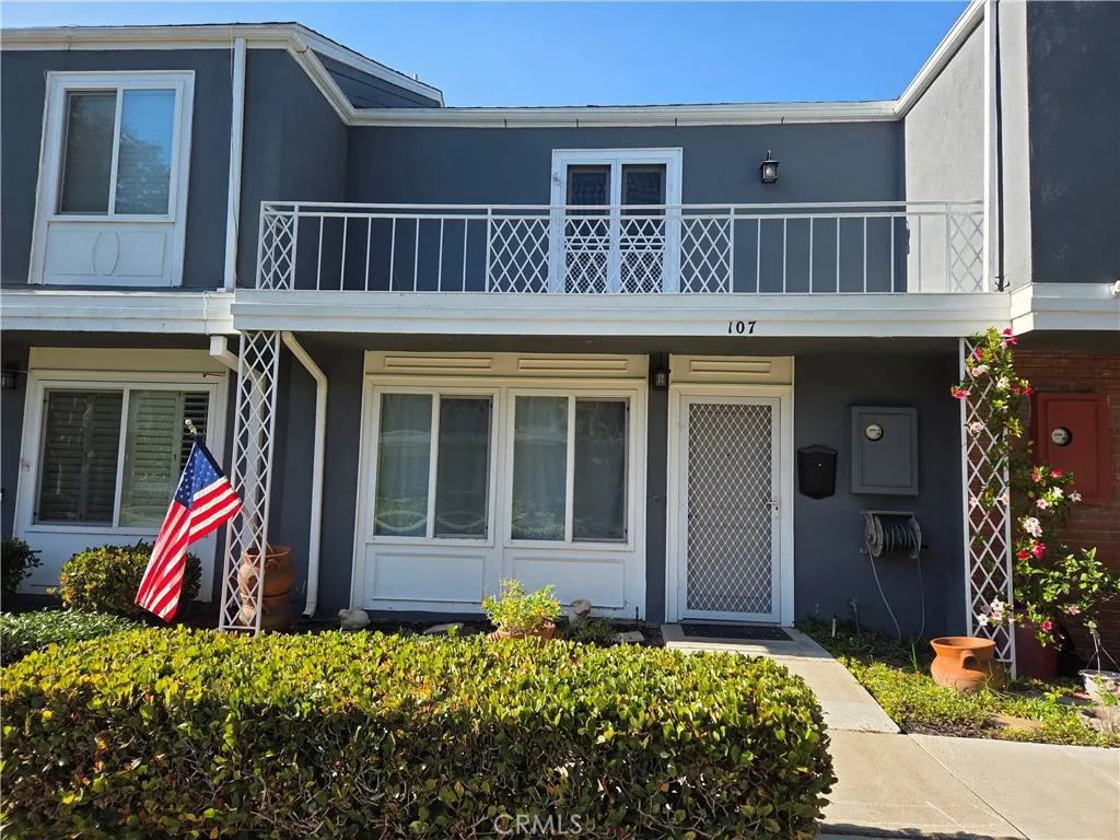 Costa Mesa, CA 92626
