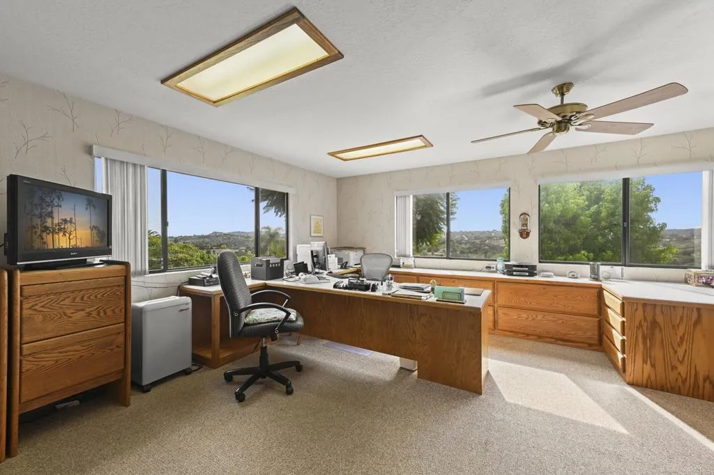https://cdn.realtyfeed.com/cdn/127/306518927/27e494cf6a71622a43ecfc33d027c7ff.webp
