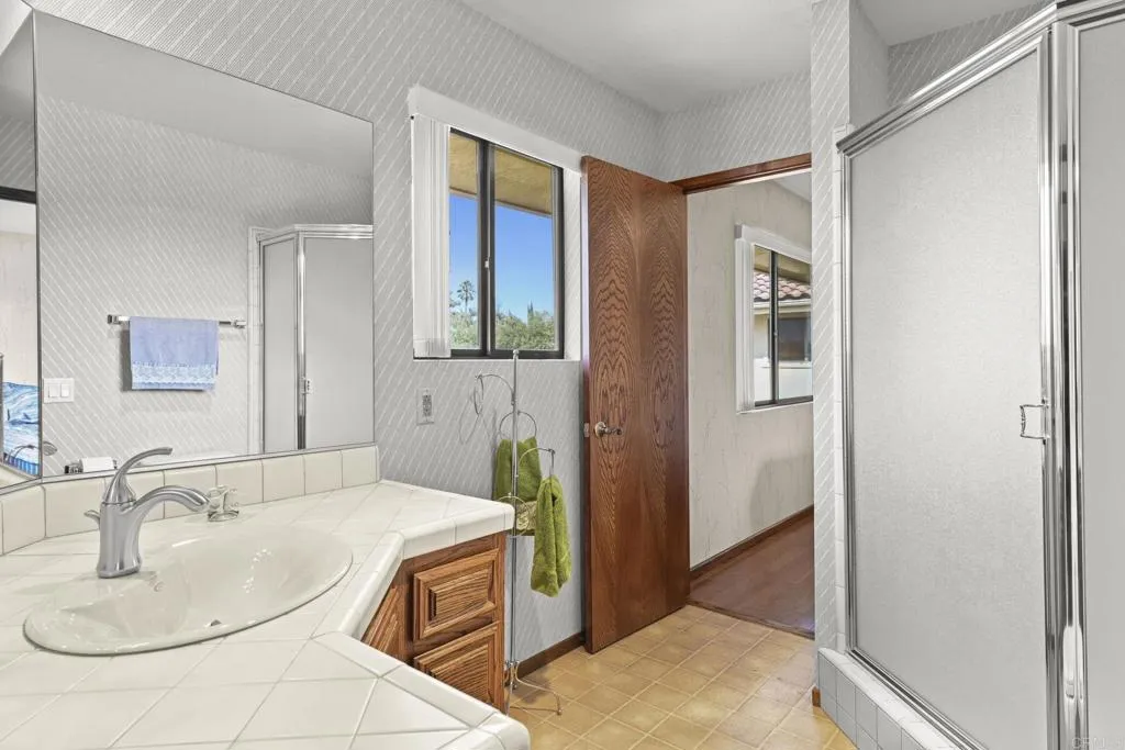 https://cdn.realtyfeed.com/cdn/127/306518927/ba80a99f486c4d33561617da0a81ec1e.webp