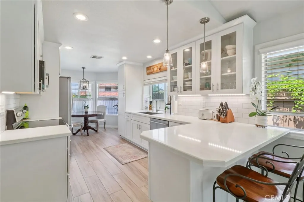 https://cdn.realtyfeed.com/cdn/127/306518971/28cb6c555f251d1d3a347ebd989fb9a4.webp