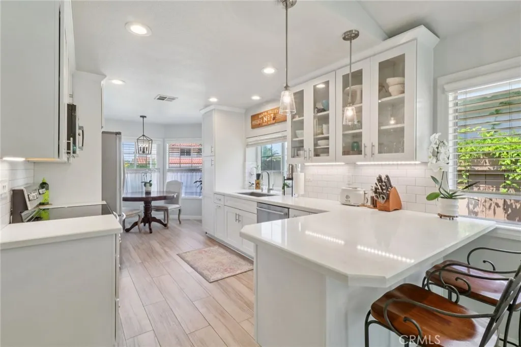 https://cdn.realtyfeed.com/cdn/127/306518971/356ef09f90d44b178b43ebf8a2f8be4a.webp