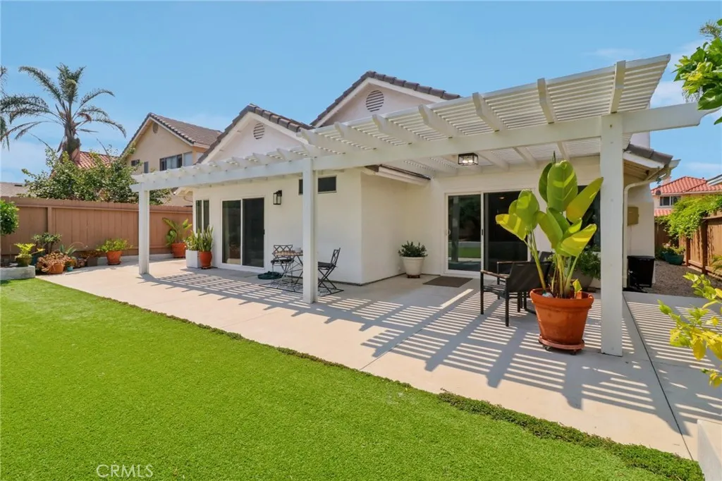 https://cdn.realtyfeed.com/cdn/127/306518971/6f1916bc8be9ff2a2183fb5f70abcb63.webp