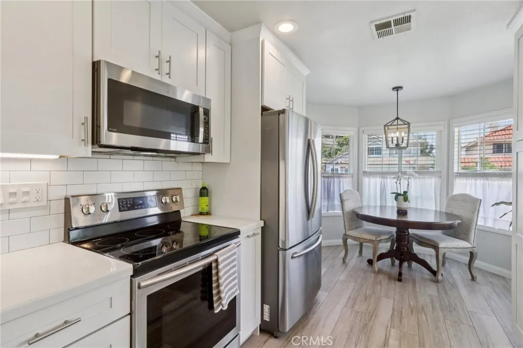 https://cdn.realtyfeed.com/cdn/127/306518971/cc5be2deda3ccb6c7a765dc2bcdabe13.webp
