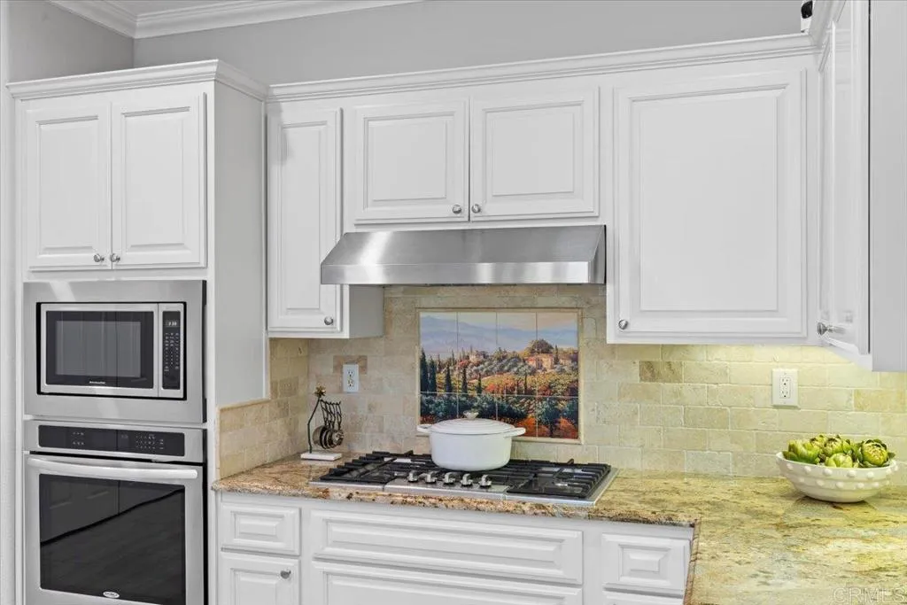 https://cdn.realtyfeed.com/cdn/127/306518997/2e63f6c26c0a5d86e4269b16ee73540c.webp
